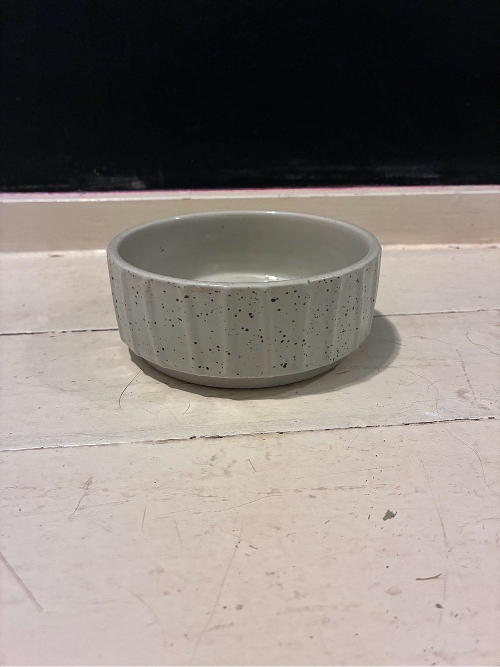 Whisker City Rustic Speckled Ceramic Slip Resistant Kitty Food/Water Bowl 5" EUC